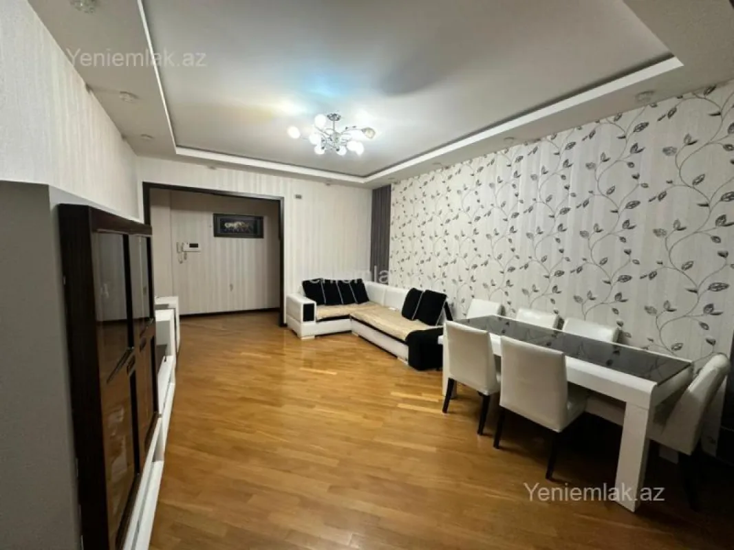 Satılır 3 otaqlı yeni tikili 120 m²