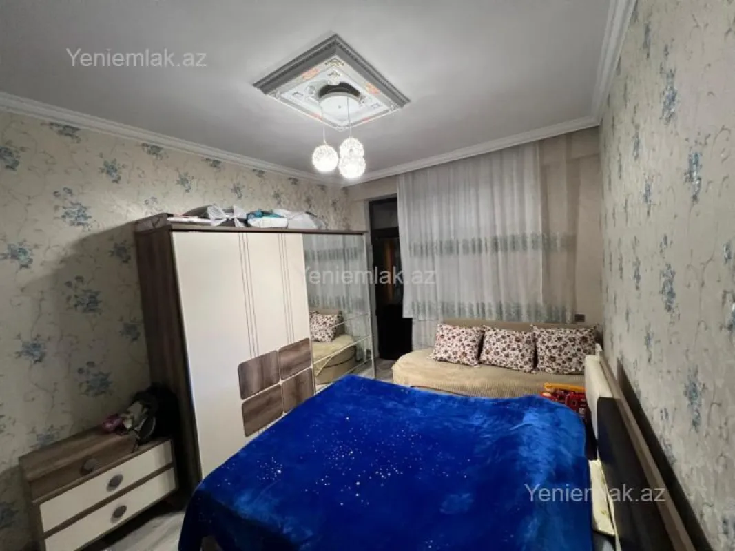 Satılır 1 otaqlı köhnə tikili 60 m²