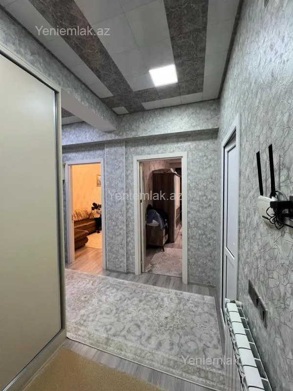 Satılır 1 otaqlı köhnə tikili 60 m²