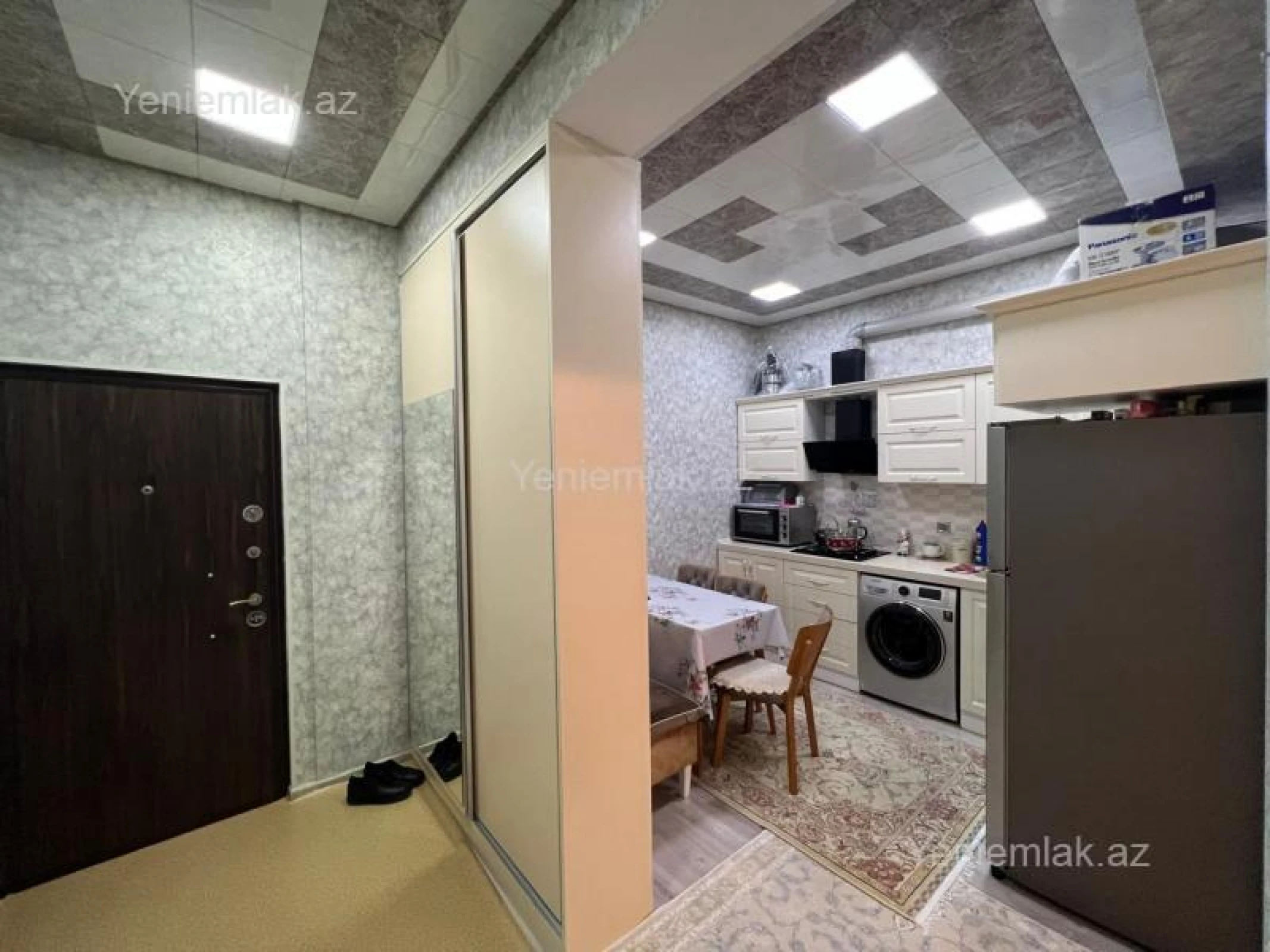 Satılır 1 otaqlı köhnə tikili 60 m²