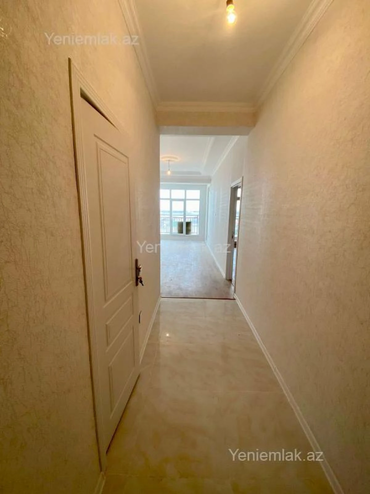 Satılır 2 otaqlı yeni tikili 60 m²