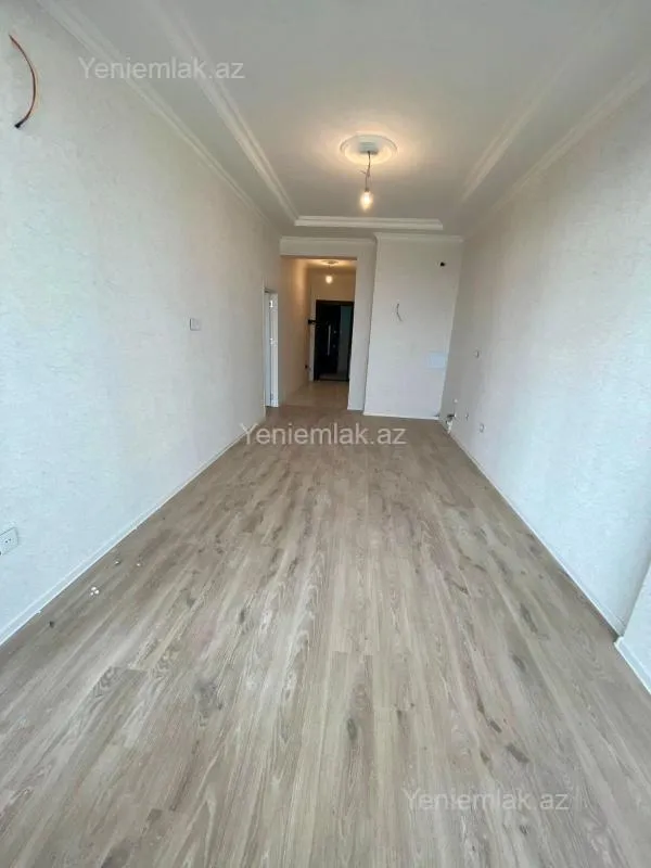 Satılır 2 otaqlı yeni tikili 60 m²