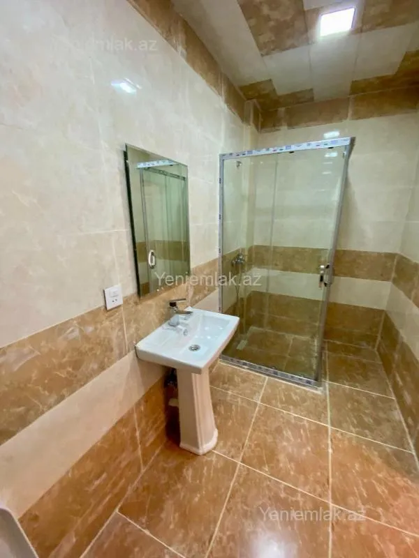 Satılır 2 otaqlı yeni tikili 60 m²