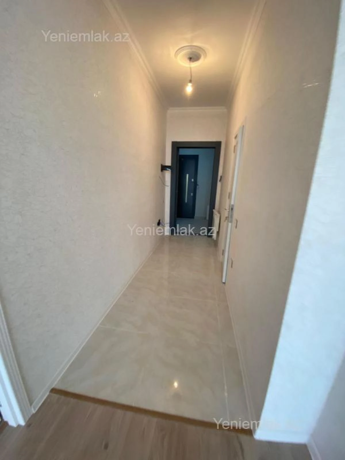 Satılır 2 otaqlı yeni tikili 60 m²
