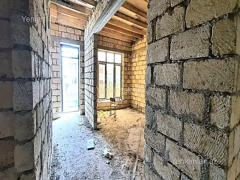 Satılır 4 otaqlı həyət evi 120 m²