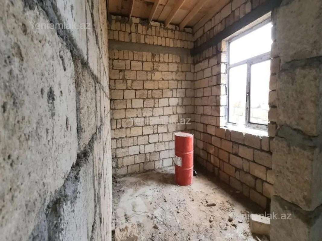 Satılır 4 otaqlı həyət evi 120 m²