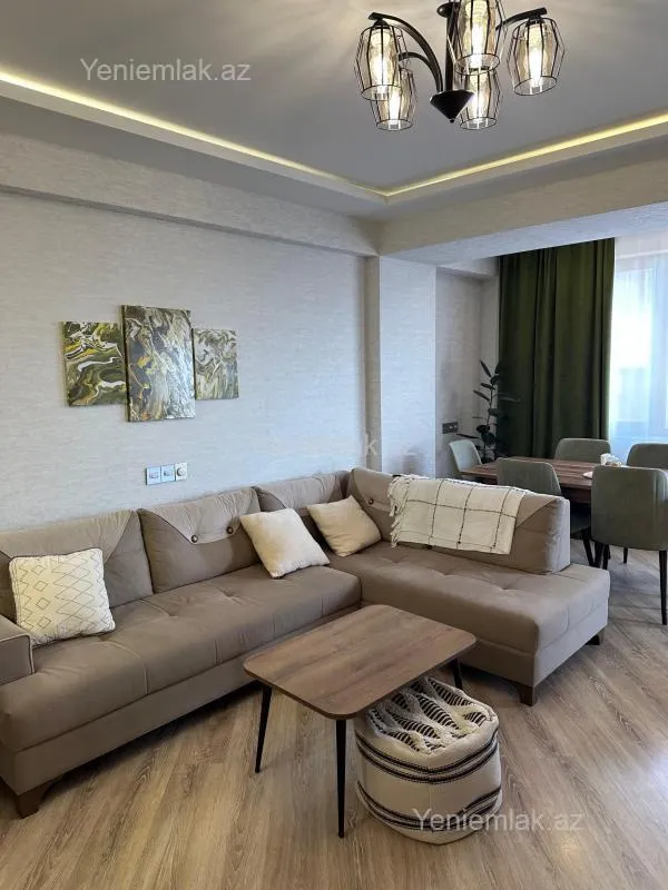 Satılır 2 otaqlı yeni tikili 67 m²
