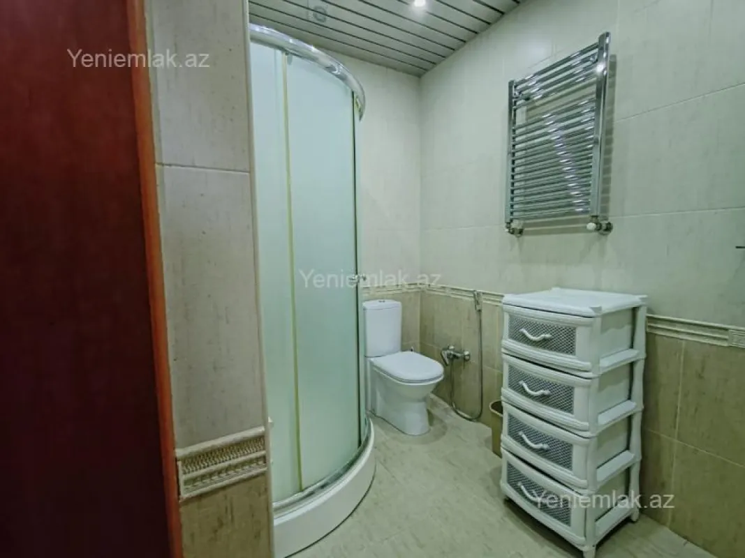 Satılır 3 otaqlı yeni tikili 120 m²