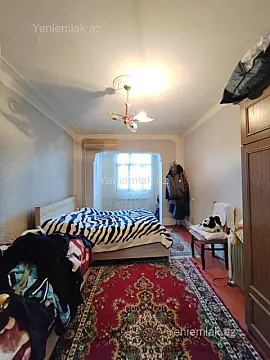 Satılır 2 otaqlı köhnə tikili 60 m²