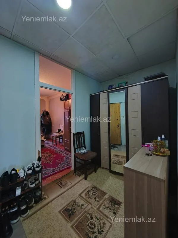 Satılır 2 otaqlı köhnə tikili 60 m²