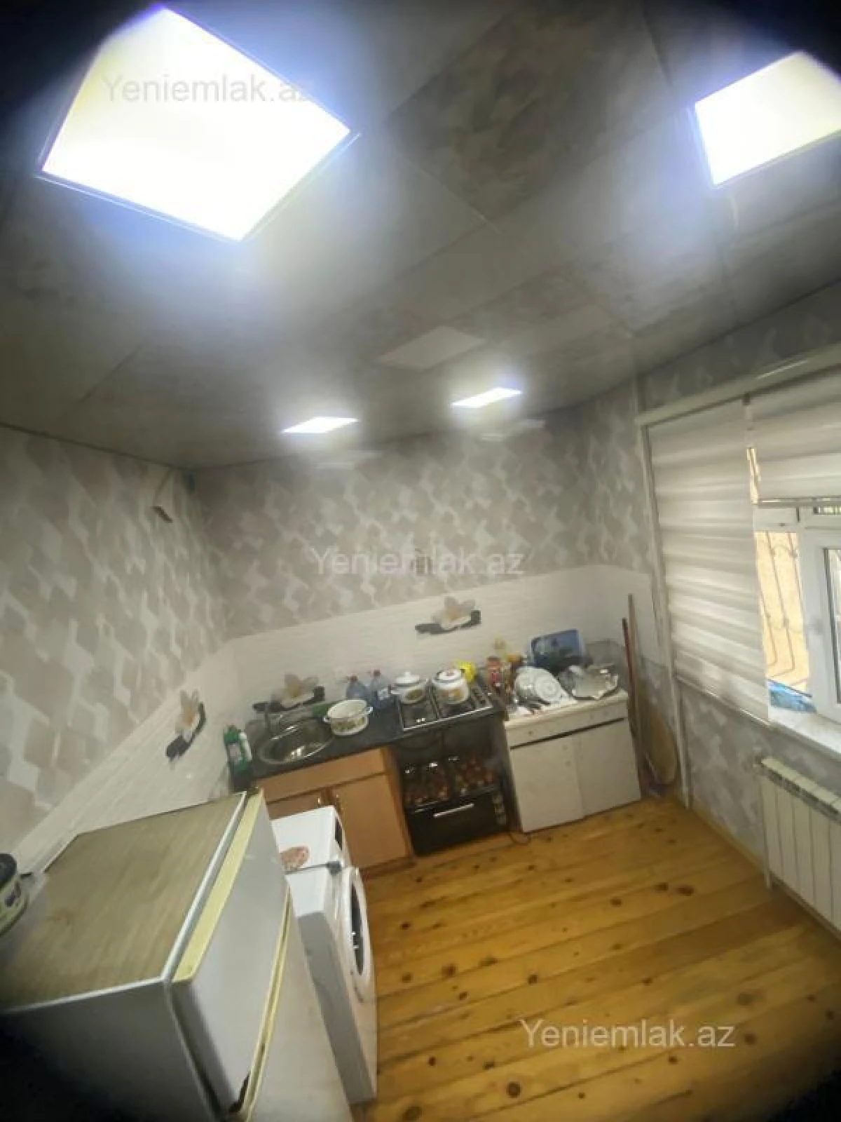 Satılır 5 otaqlı köhnə tikili 110 m²