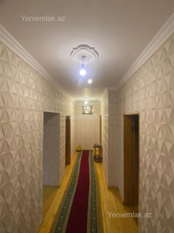 Satılır 5 otaqlı köhnə tikili 110 m²