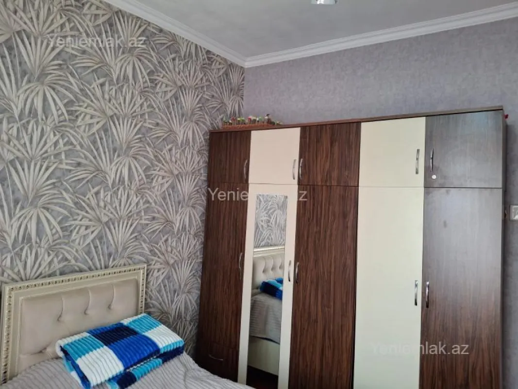 Satılır 3 otaqlı köhnə tikili 60 m²