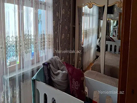 Satılır 3 otaqlı köhnə tikili 60 m²