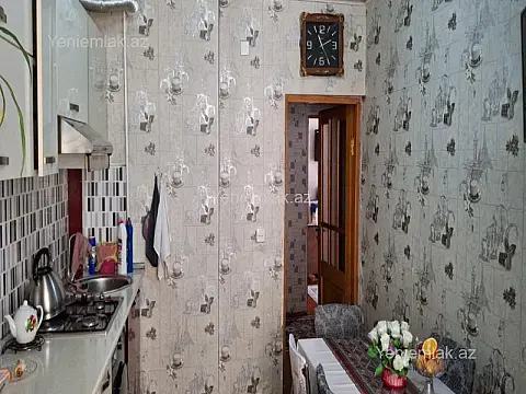 Satılır 3 otaqlı köhnə tikili 60 m²