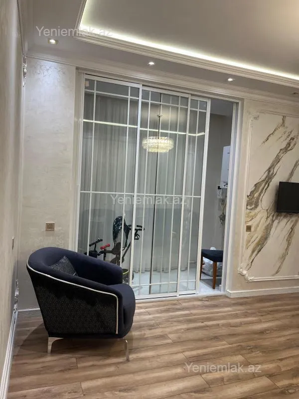 Satılır 2 otaqlı yeni tikili 75 m²