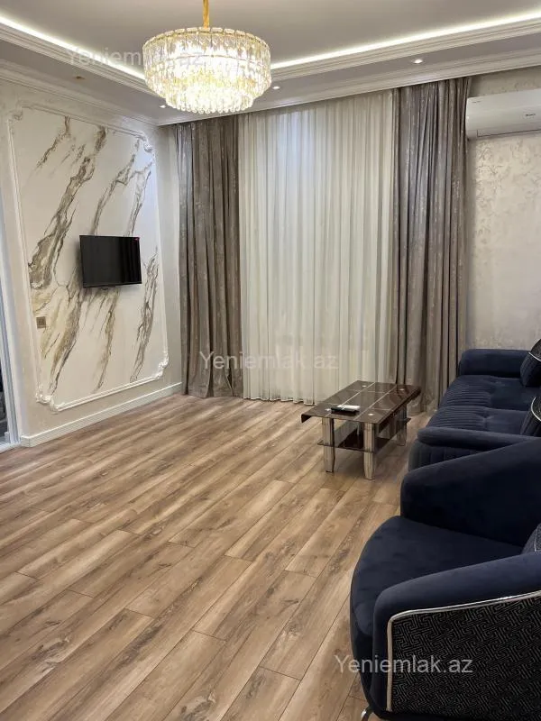 Satılır 2 otaqlı yeni tikili 75 m²