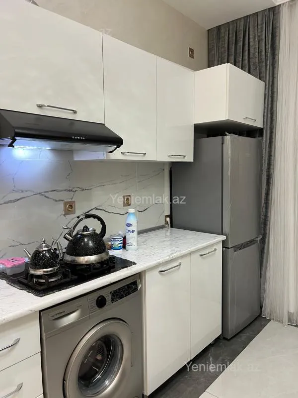 Satılır 2 otaqlı yeni tikili 75 m²
