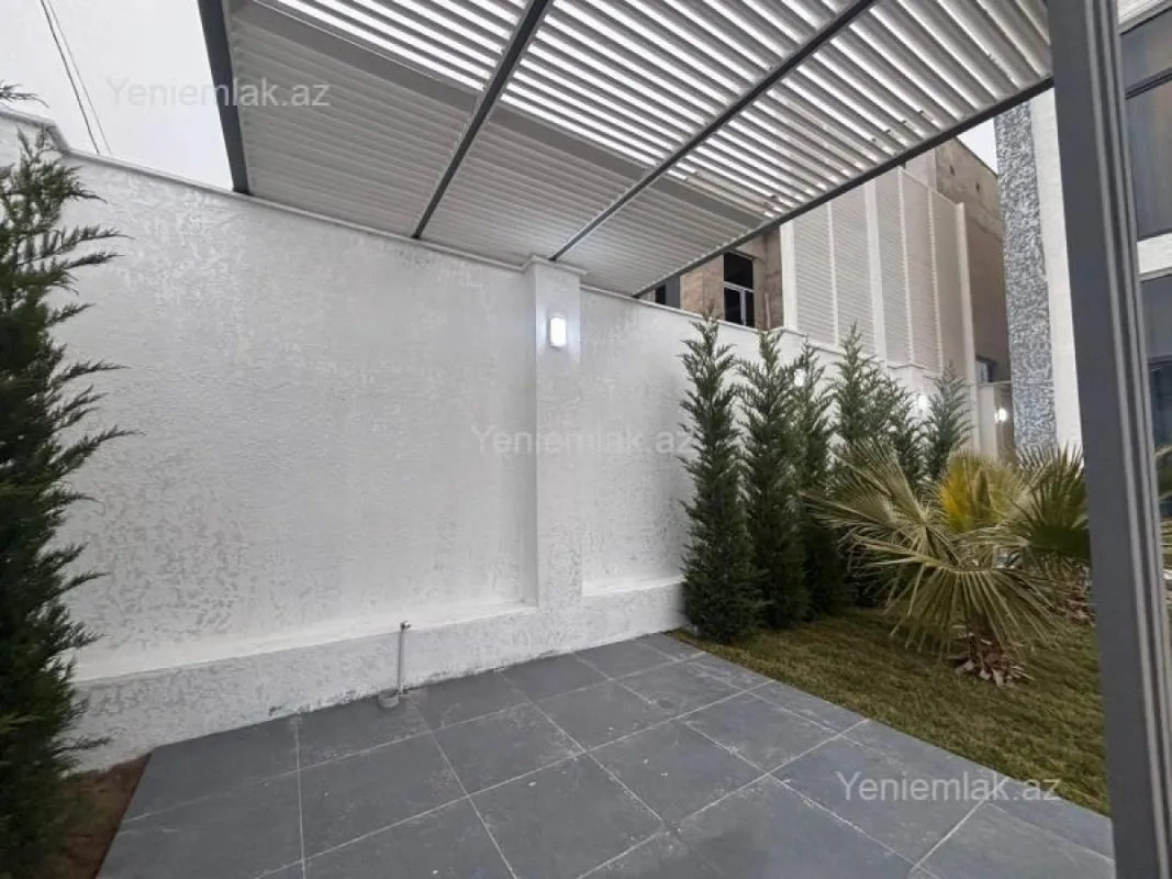 Satılır 5 otaqlı həyət evi 200 m²