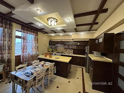 Satılır 4 otaqlı yeni tikili 215 m²