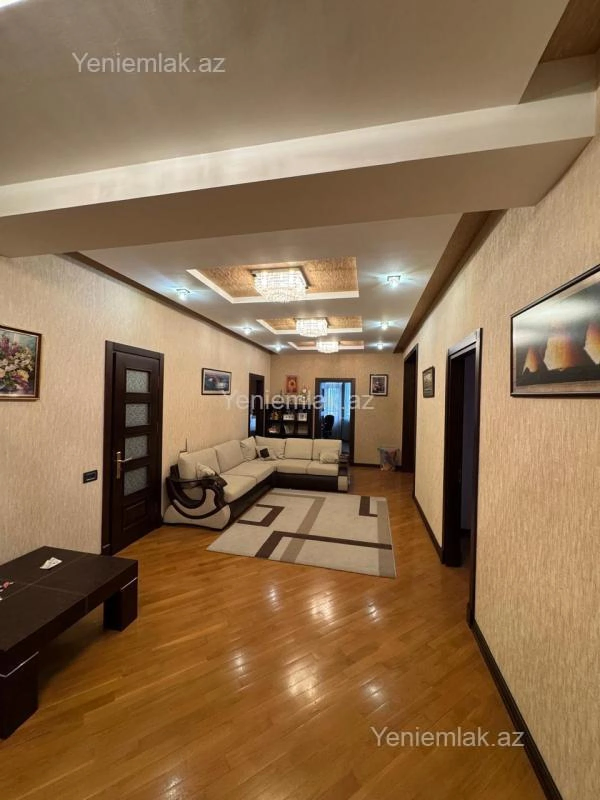 Satılır 4 otaqlı yeni tikili 215 m²