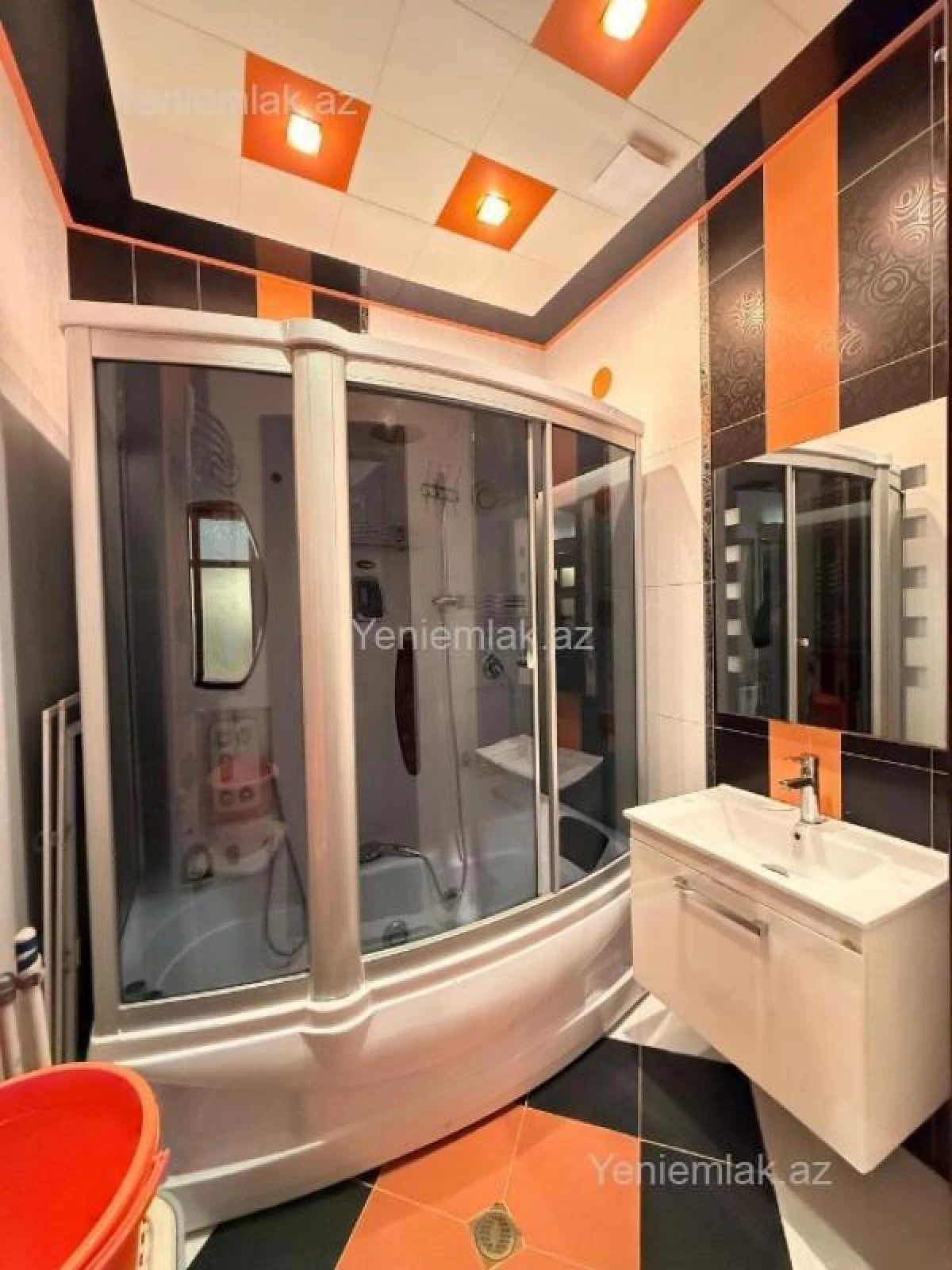 Satılır 3 otaqlı yeni tikili 100 m²