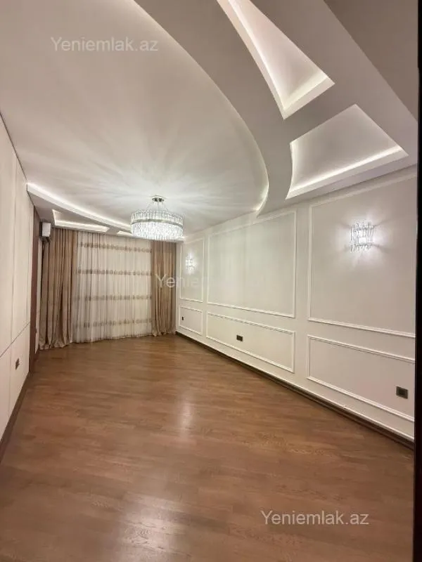 Satılır 3 otaqlı yeni tikili 100 m²