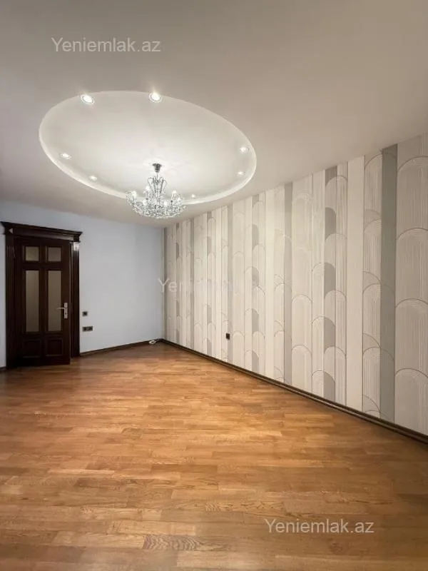 Satılır 3 otaqlı yeni tikili 100 m²