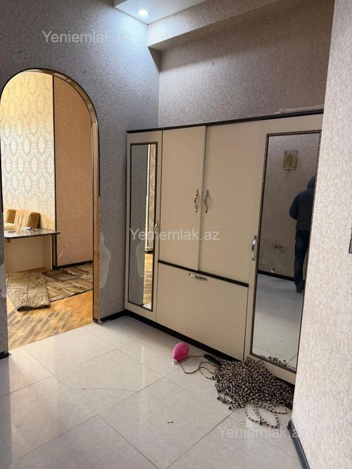 Satılır 3 otaqlı yeni tikili 98 m²