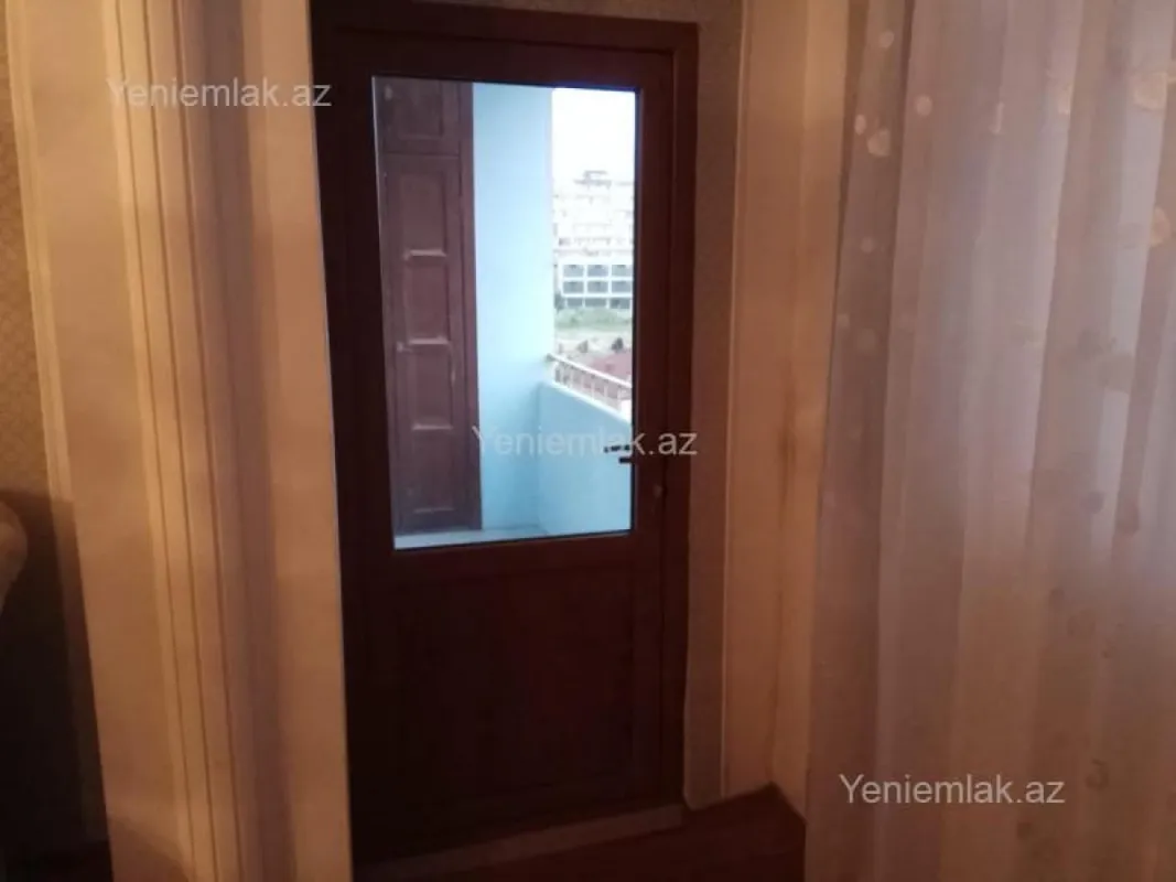 Satılır 3 otaqlı köhnə tikili 65 m²