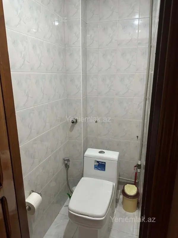 Satılır 3 otaqlı köhnə tikili 65 m²