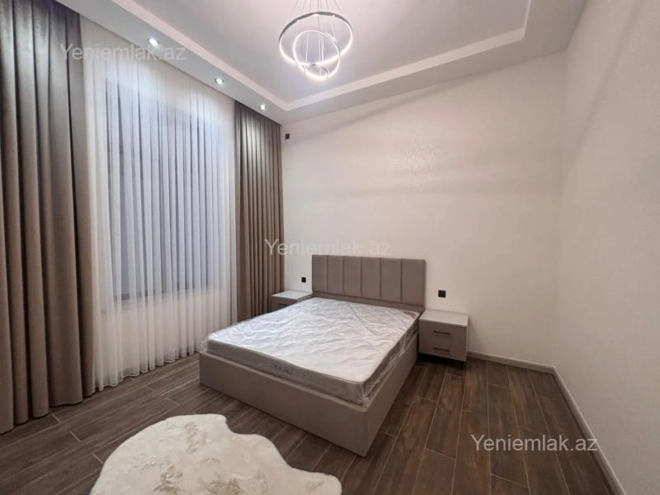 Satılır 4 otaqlı həyət evi 165 m²