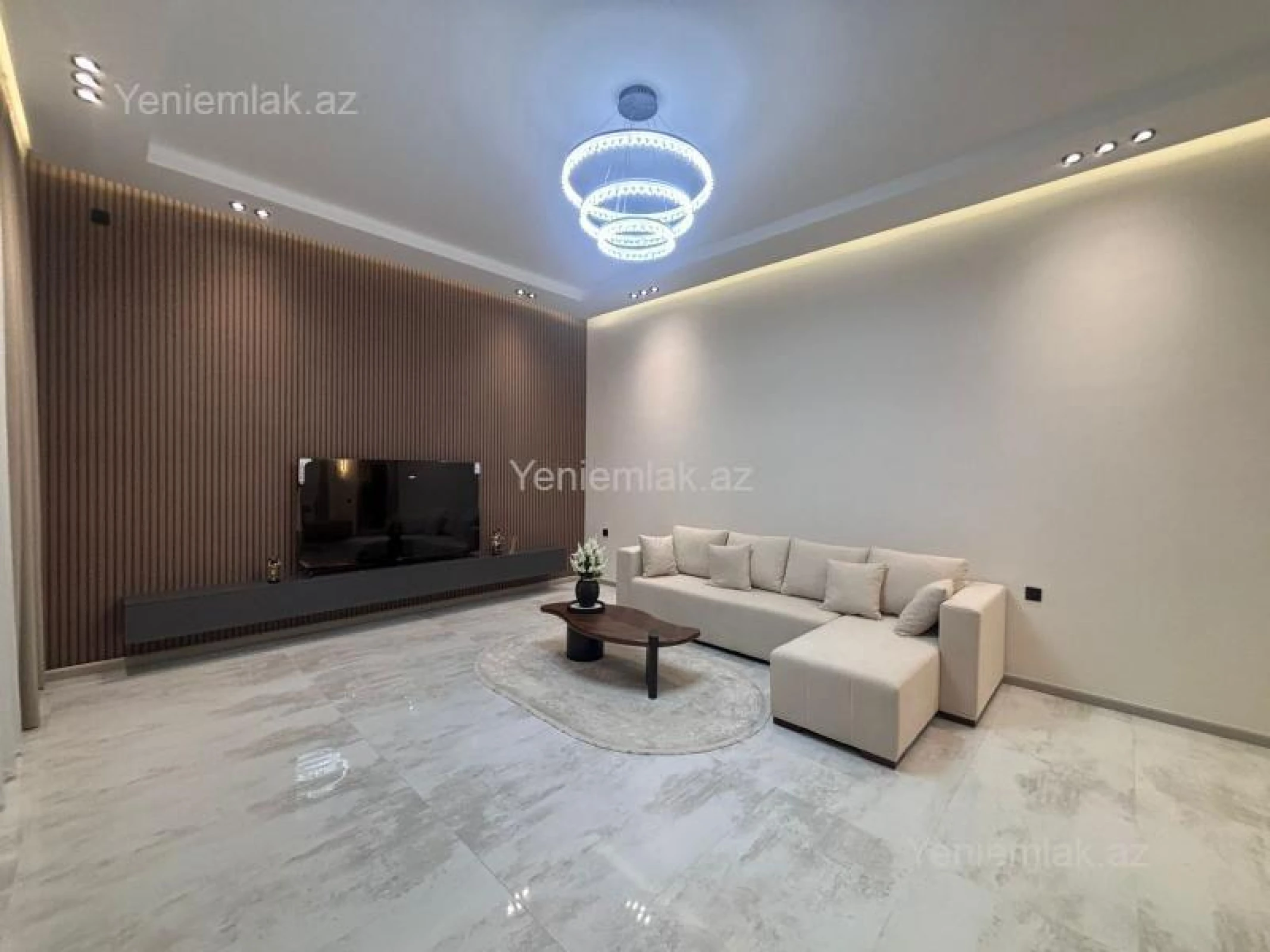 Satılır 4 otaqlı həyət evi 165 m²