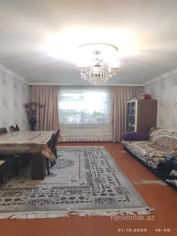 Satılır 5 otaqlı köhnə tikili 105 m²