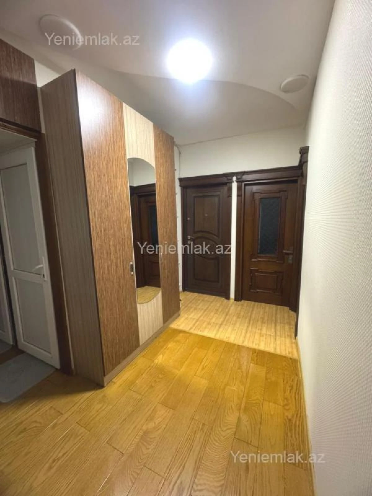 Satılır 3 otaqlı yeni tikili 84 m²
