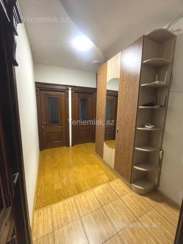 Satılır 3 otaqlı yeni tikili 84 m²