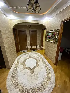 Satılır 4 otaqlı köhnə tikili 110 m²