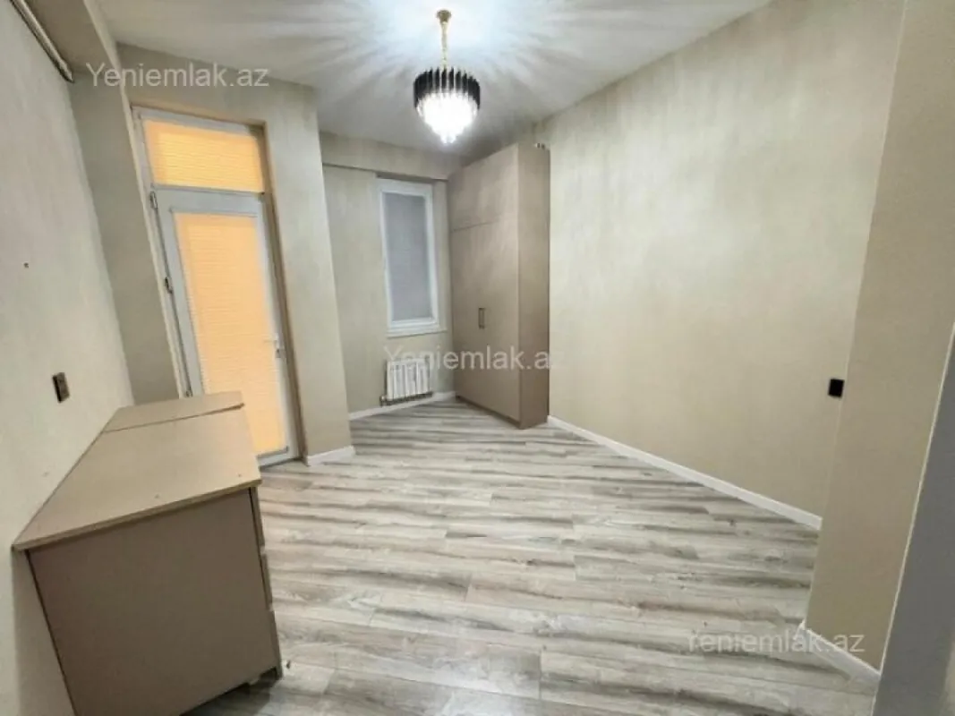 Satılır 2 otaqlı yeni tikili 50 m²