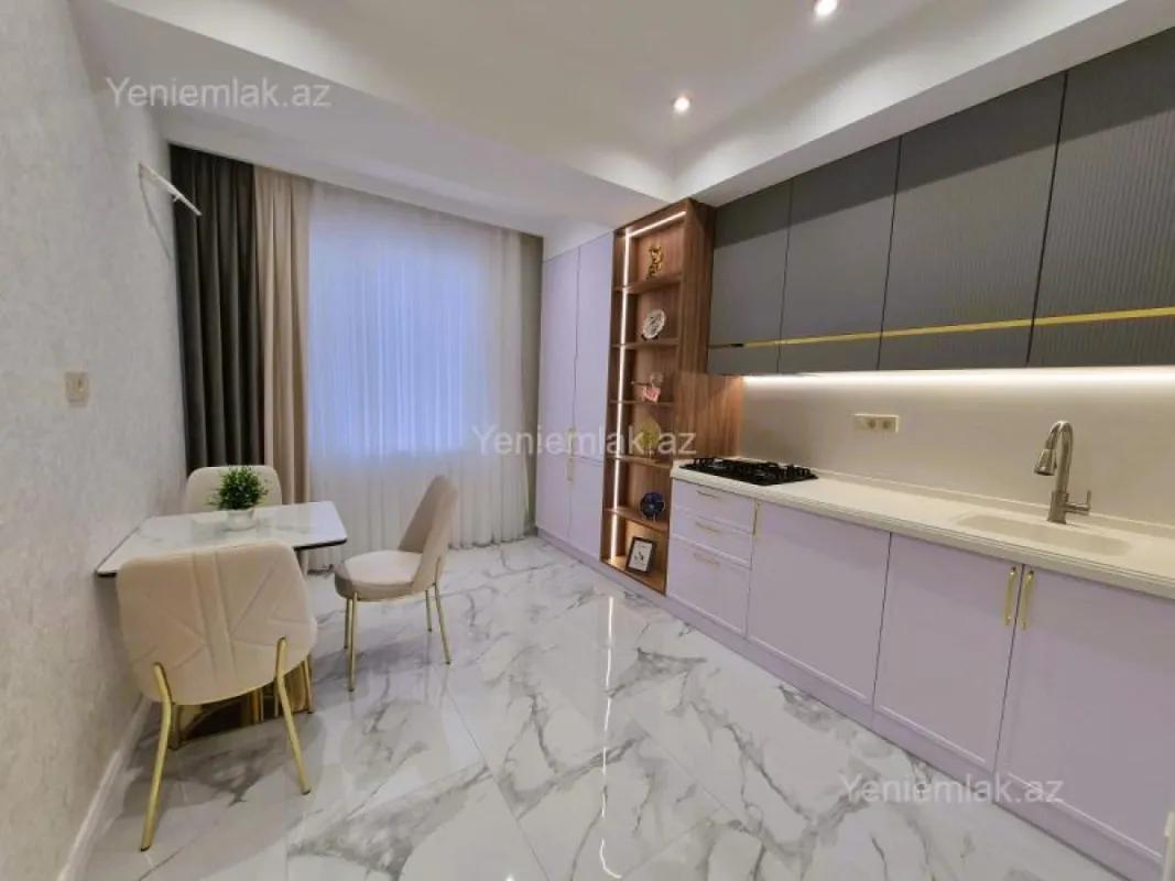 Satılır 4 otaqlı yeni tikili 110 m²