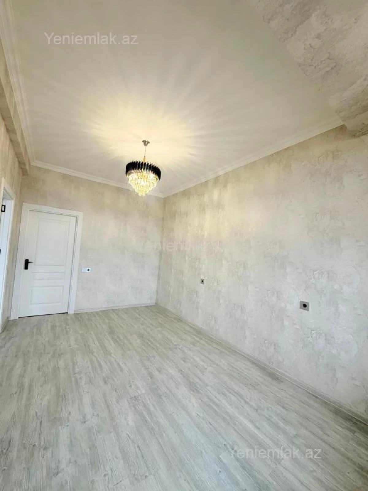 Satılır 1 otaqlı yeni tikili 61 m²