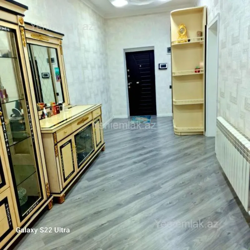 Satılır 3 otaqlı yeni tikili 128 m²