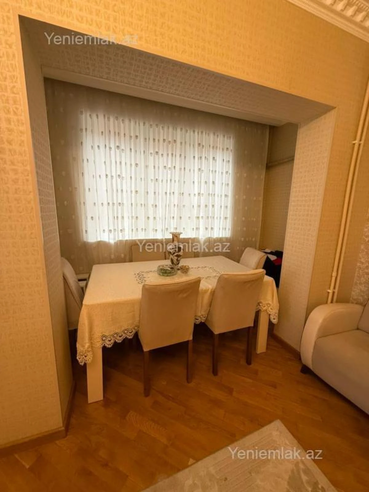 Satılır 3 otaqlı köhnə tikili 80 m²