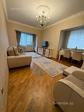 Satılır 3 otaqlı köhnə tikili 80 m² — Bakı, Nəsimi 3 otaq 80.00 m²