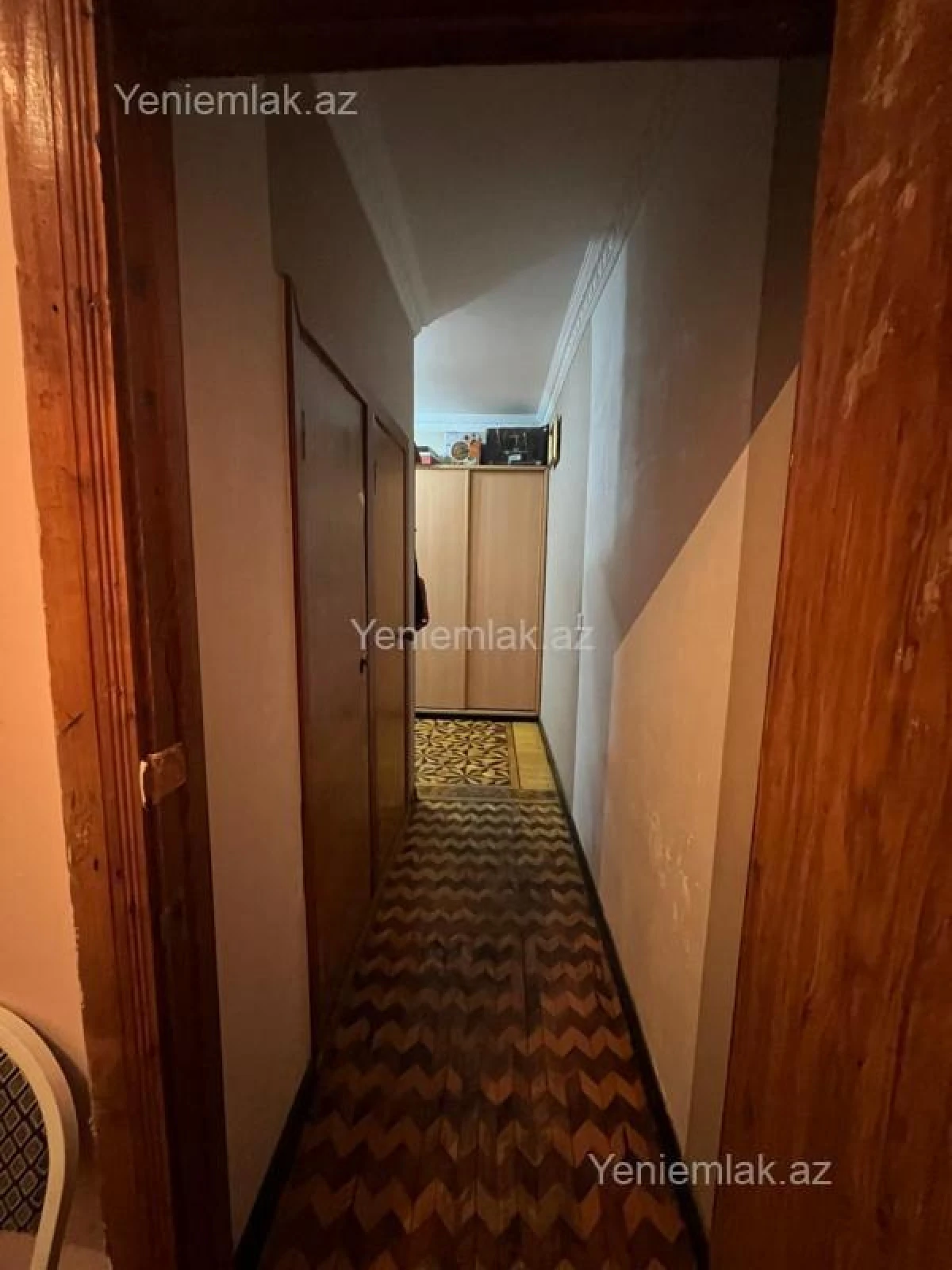 Satılır 2 otaqlı köhnə tikili 60 m²