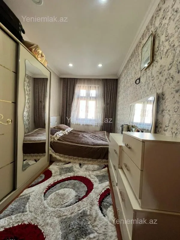 Satılır 2 otaqlı köhnə tikili 44 m²
