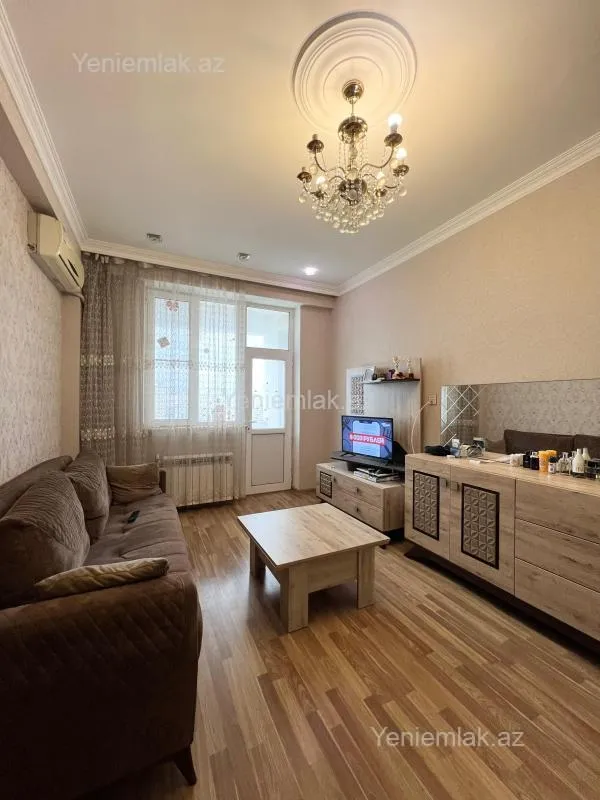 Satılır 2 otaqlı yeni tikili 64 m²