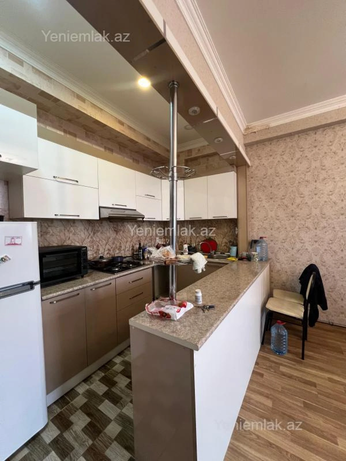 Satılır 2 otaqlı yeni tikili 64 m²