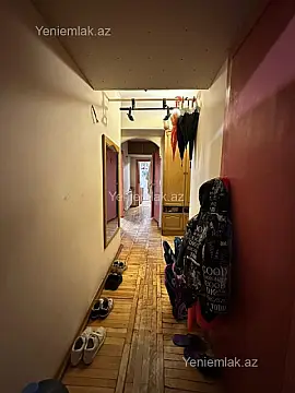 Satılır 3 otaqlı köhnə tikili 90 m²