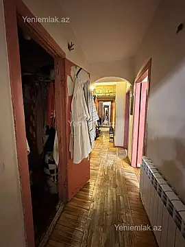 Satılır 3 otaqlı köhnə tikili 90 m²
