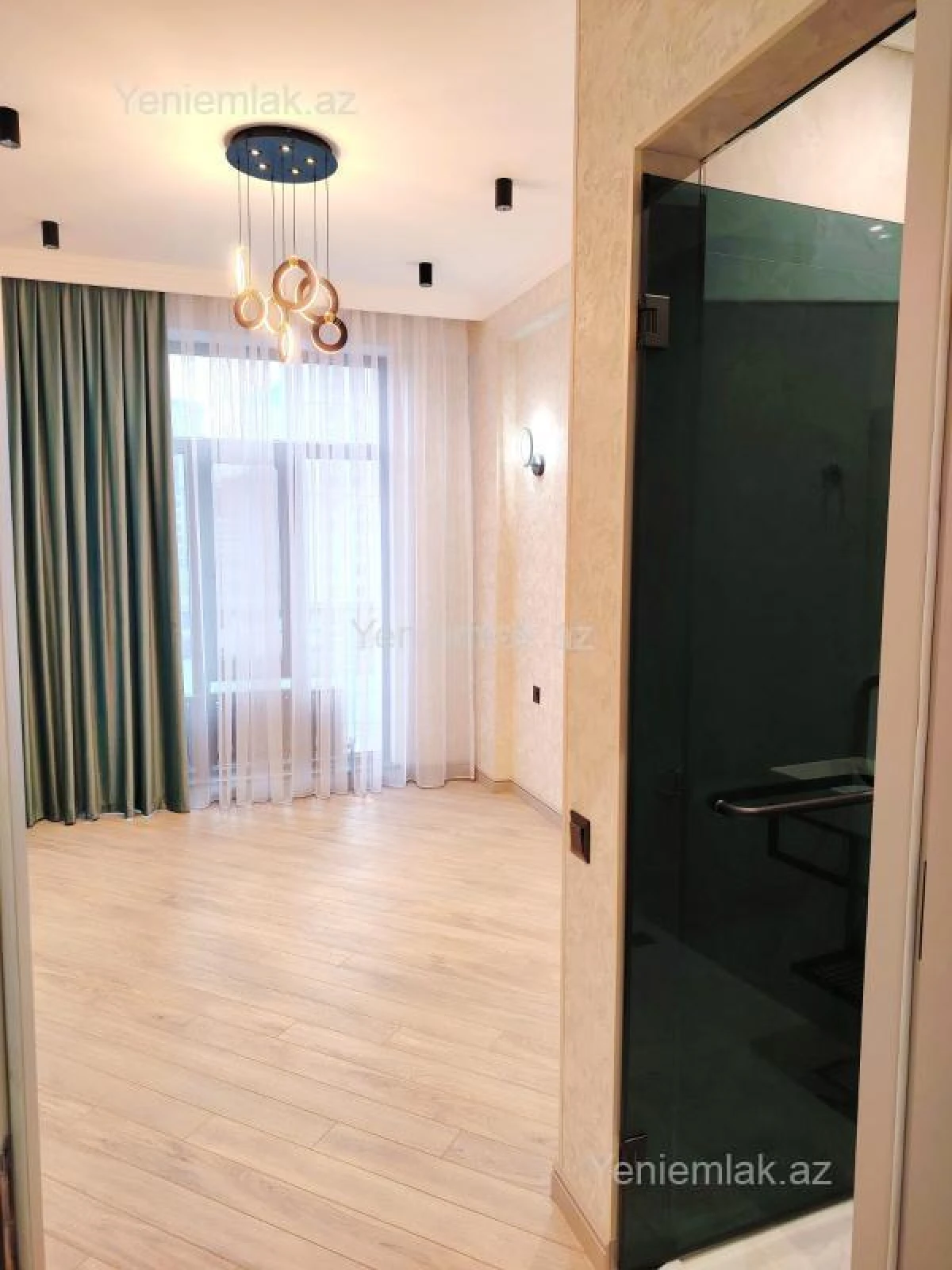 Satılır 3 otaqlı yeni tikili 90 m²